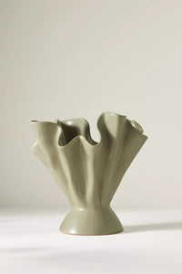 Abigail Ruffle Vase