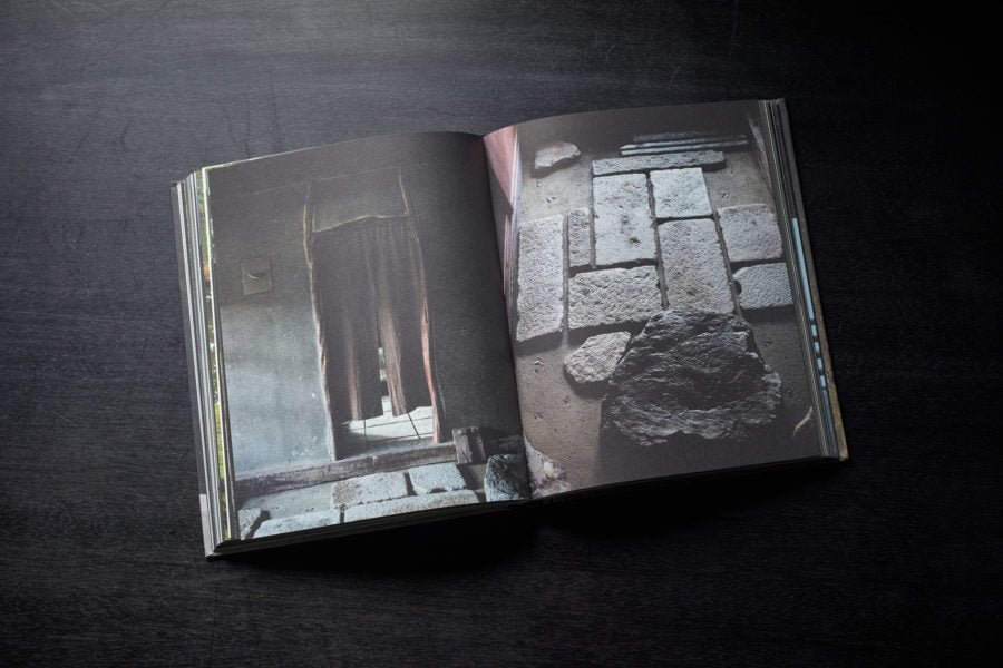 アート・デザイン・音楽 axel vervoordt wabi inspirations Axel Vervoordt: Wabi Inspirations – Public Record