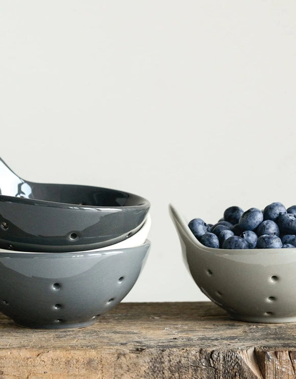 Berry Bowl with Handle